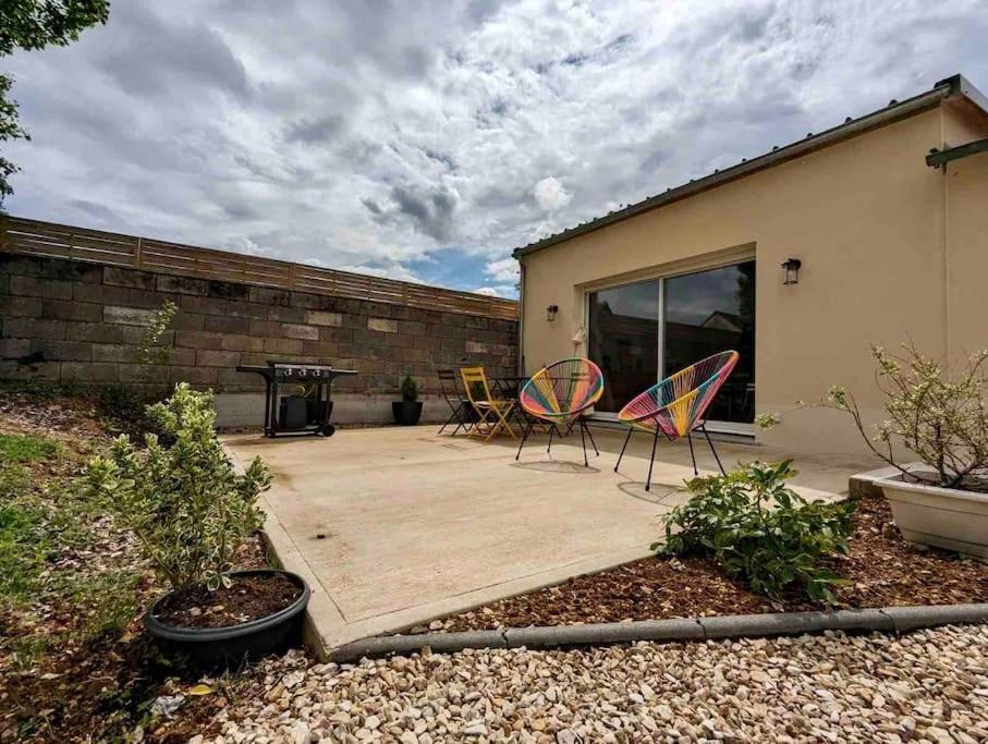 Logement De Plain-Pied Avec Jardin, Terrasse Gurgy Exteriér fotografie
